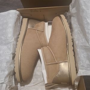 🎁 NEW UGG ULTRA MINI BEACHWOOD SHINE